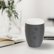 Laden Sie das Bild in den Galerie-Viewer, Bio-Tierurne Spuren