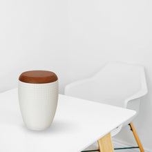 Laden Sie das Bild in den Galerie-Viewer, Bio-Tierurne Diamant