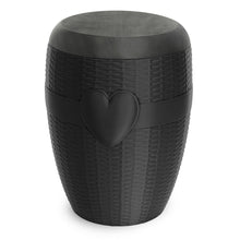 Laden Sie das Bild in den Galerie-Viewer, Bio-Tierurne Herz