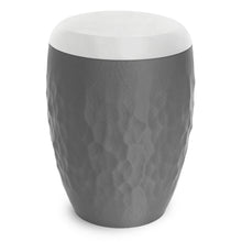 Laden Sie das Bild in den Galerie-Viewer, Bio-Tierurne Voronoi